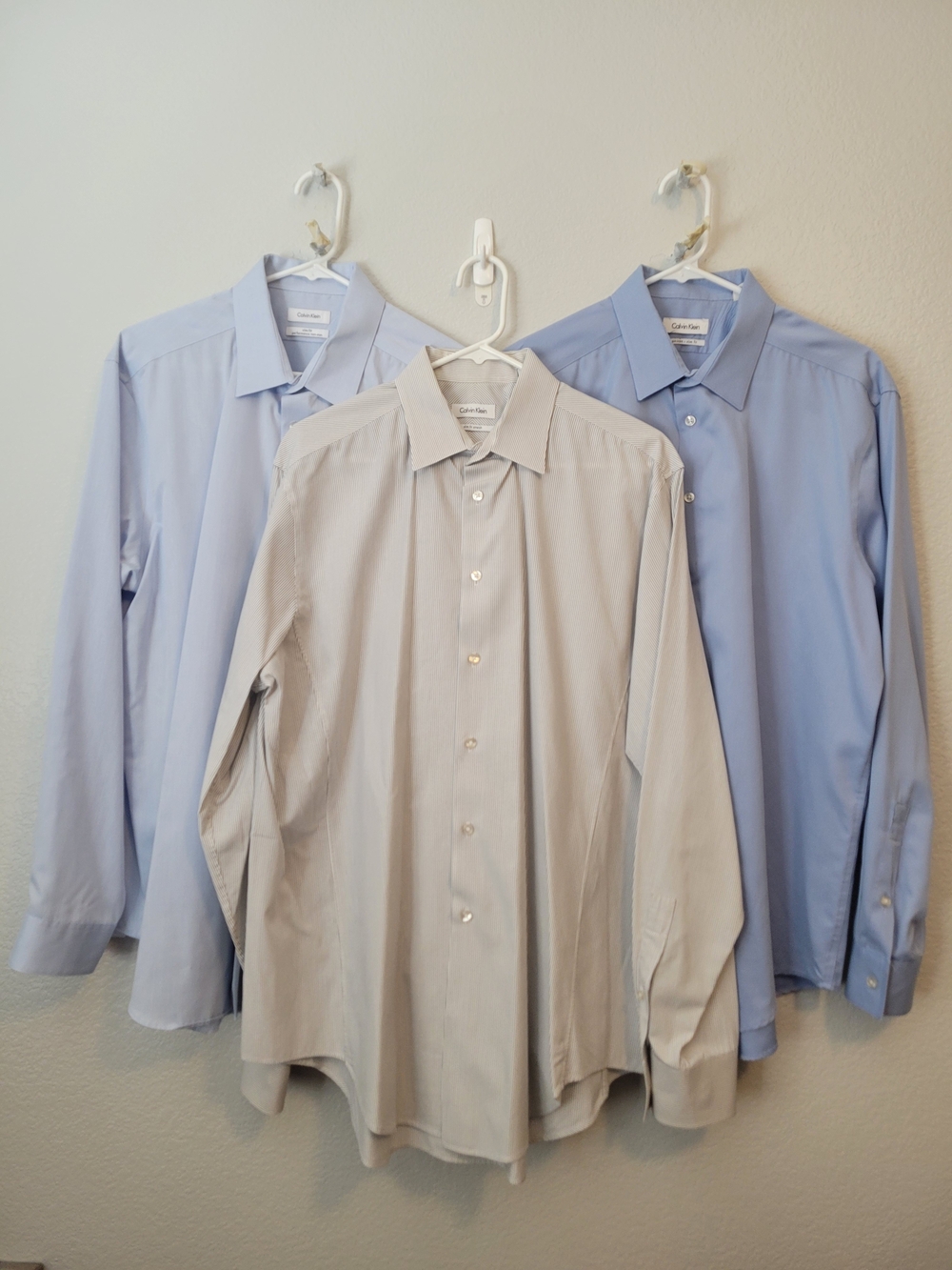 Set Of 3 Calvin Klein Men’s Long-Sleeve Slim Fit Dress Shirts
